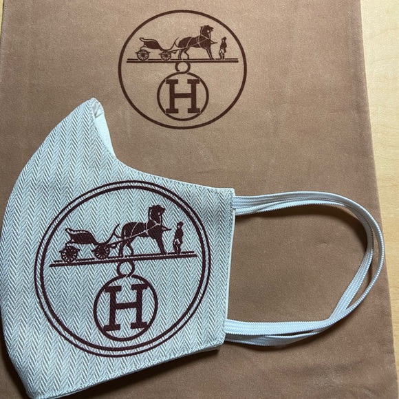 Face mask make out of authentic dust bags. - Picture 1 of 4